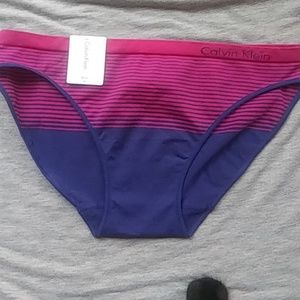 💗Calvin Klein panty💗